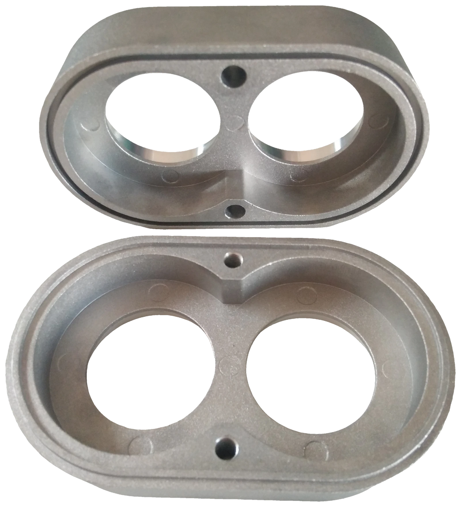 Paired aluminum lamp housings
